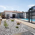 Villa Flor Rosa Piscina E Jacuzzi *