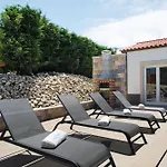 Villa Flor Rosa Piscina E Jacuzzi
